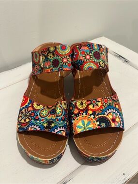 Women's Multi-Color Patterned Slide Sandals